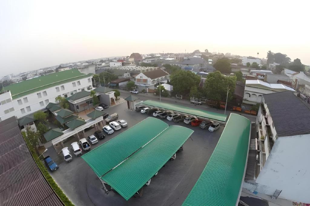 Nartsiri Hotel Ubon Ratchathani Exterior photo