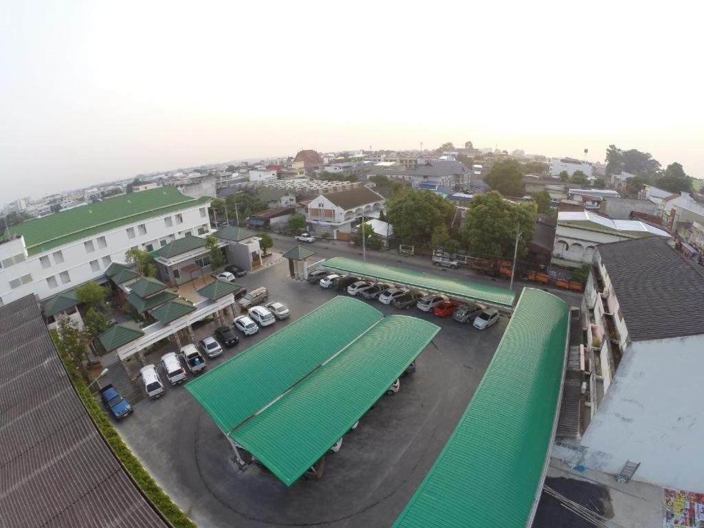 Nartsiri Hotel Ubon Ratchathani Exterior photo