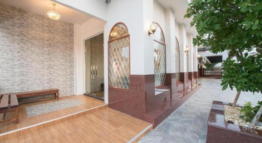 Nartsiri Hotel Ubon Ratchathani Exterior photo